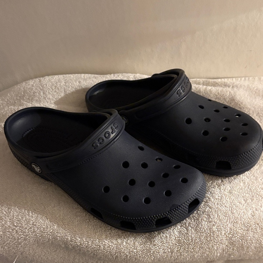 CROCS Women's Black Clogs